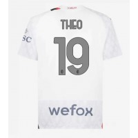 Pánský Fotbalový dres AC Milan Theo Hernandez #19 2023-24 Venkovní Krátký Rukáv